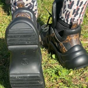 Louis Vuitton Black and Brown Sneakers